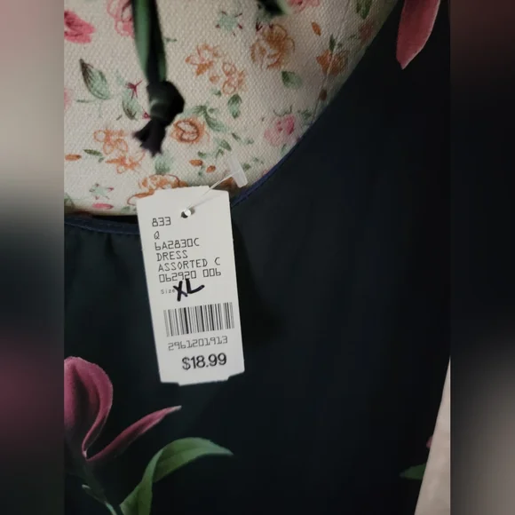 Nwt Floral Print Navy Dress Size XL - Picture 4 of 6